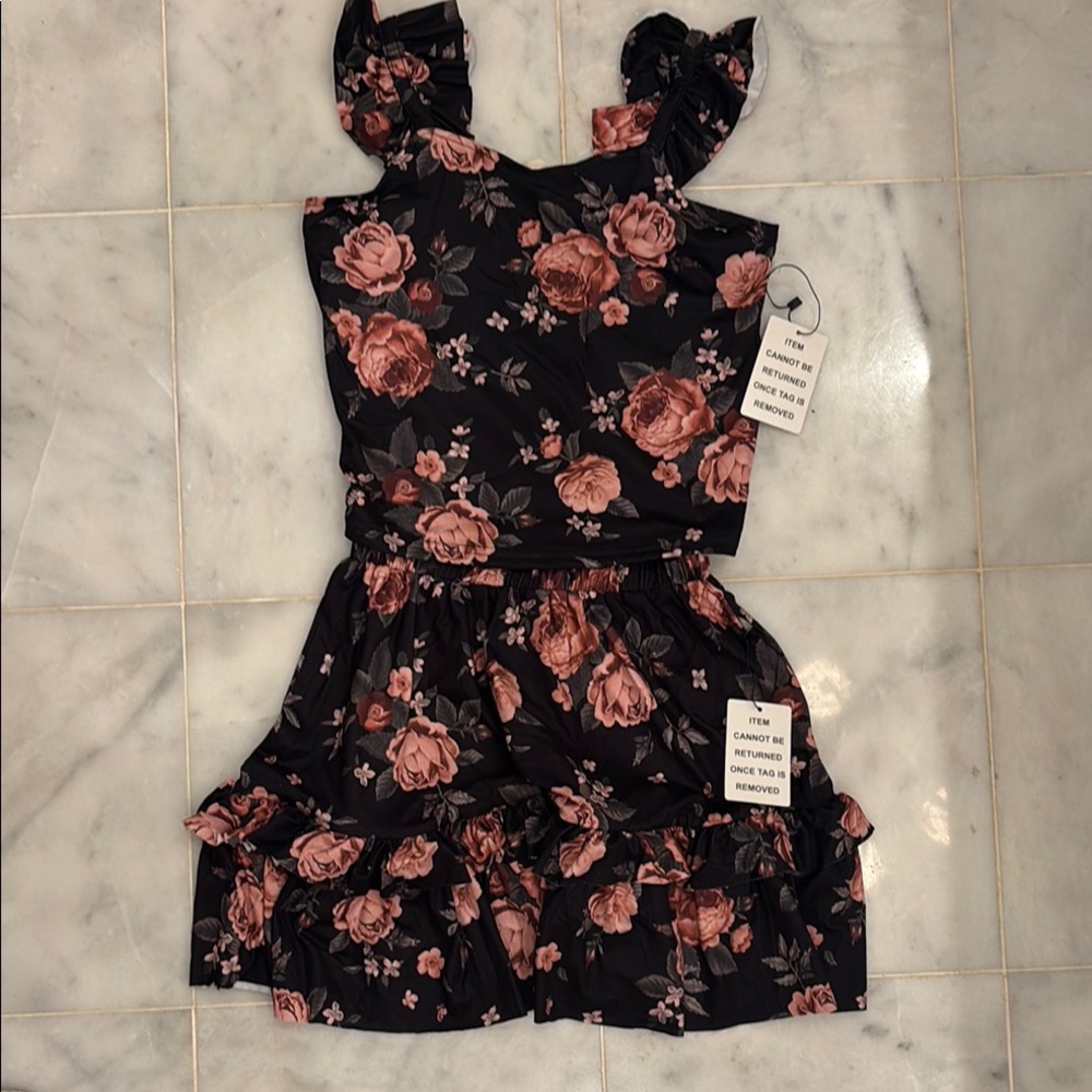 Joyfolie matching outfit new with tags black size 10